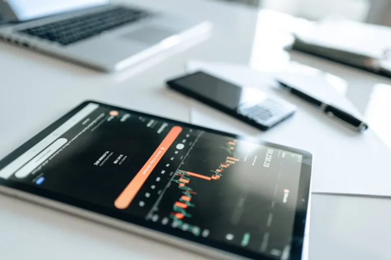 theinstanavigation.com Guide: Trust Signals, User Intent, and Online Visibility: Insights for Officialathleticshop Readers